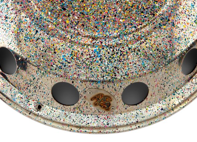 Mission to help - this hubcap is a special project and collaboration with 4bysix to raise funds to help the homeless people in London, its a unique piece of art for charity by Astrid Stoeppel. Astrid is a professional german artist near to Munich with a favor for vibrant and colorful artworks.